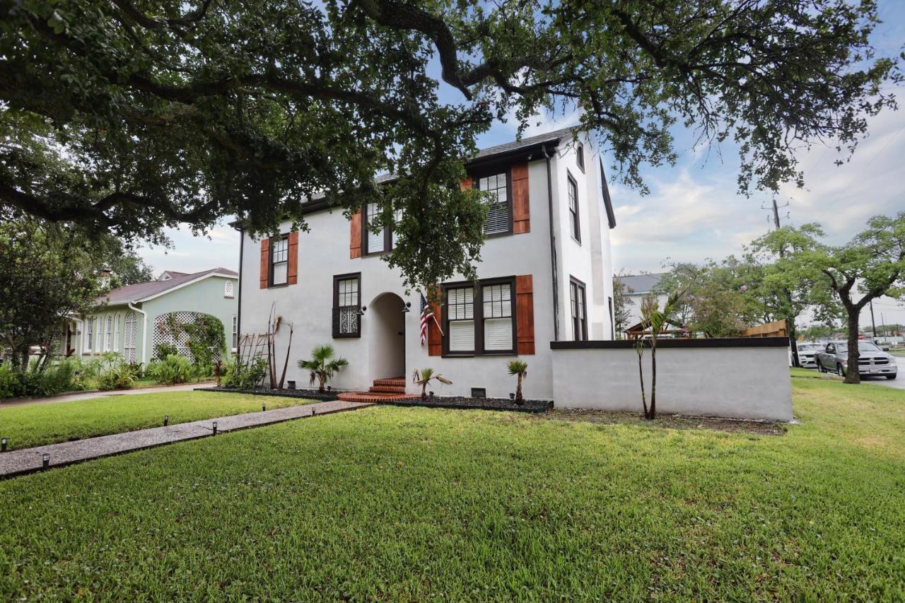 Historic Home Family Friendly Close To Seawall Galveston Eksteriør bilde